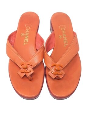 Chanel Orange Leather Turnlock CC Thong Wedge Sandals Platform Size EU 38.5